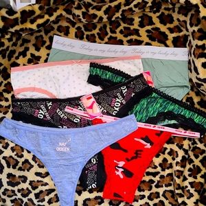 Morvia Mixed Panty Set size 6